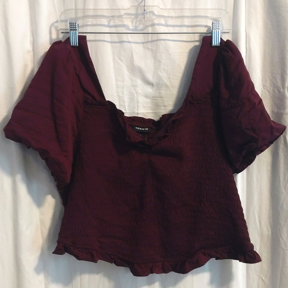 Torrid Stretch Challis(maroon)smocked puff sleeve crop top size 1(plus size) NWT